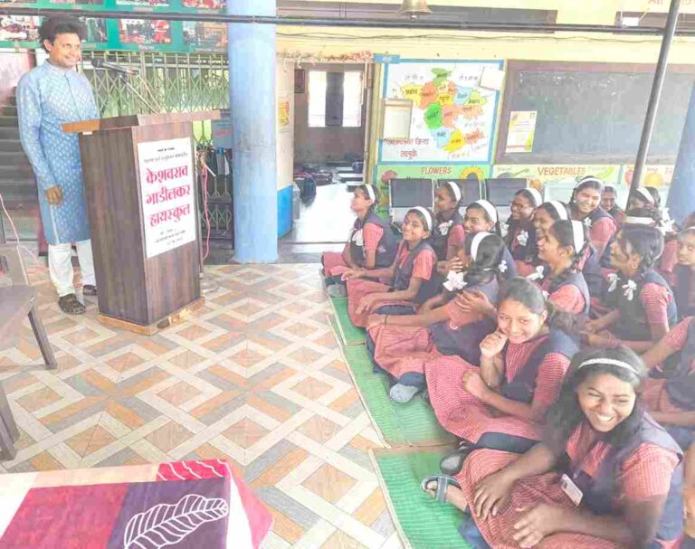 आपली मातृभाषा मनापासून जपा