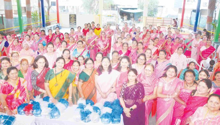 बदललेली जीवनशैली व तणावपूर्ण जीवनामुळे  महिलांच्या आरोग्यावर विपरीत परिणाम होतात