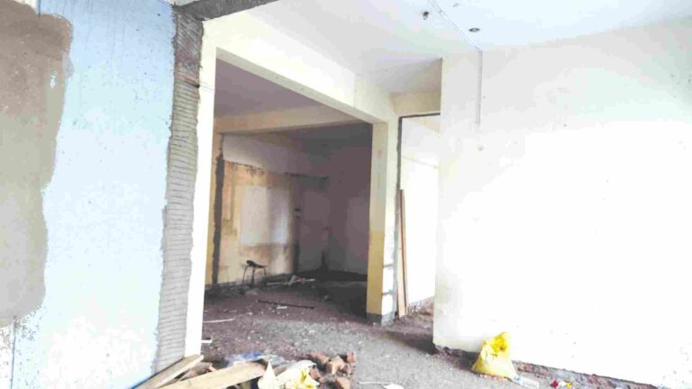 महापालिका २०० कोटी कर्जात असताना  आयुक्तांचा दालनासाठी लाखो रुपये खर्च
