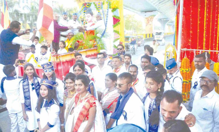 धम्माच्या प्रचारासाठी  बुध्द रुप दान उपक्रम